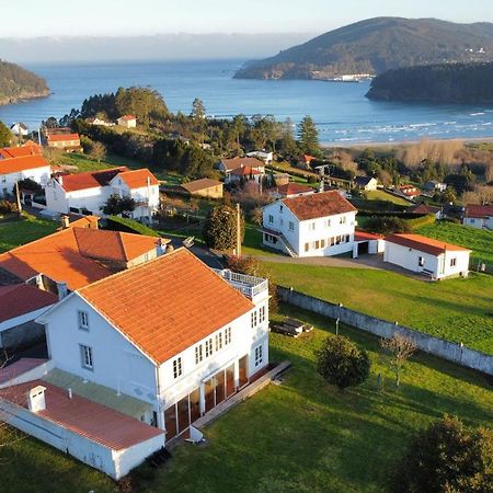 Beachfront Surf & Holiday House, Charming & Quiet Villarrube Eksteriør billede