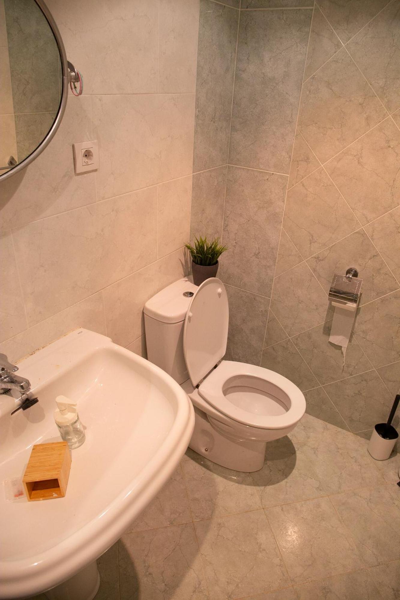 Beachfront Surf & Holiday House, Charming & Quiet Villarrube Eksteriør billede