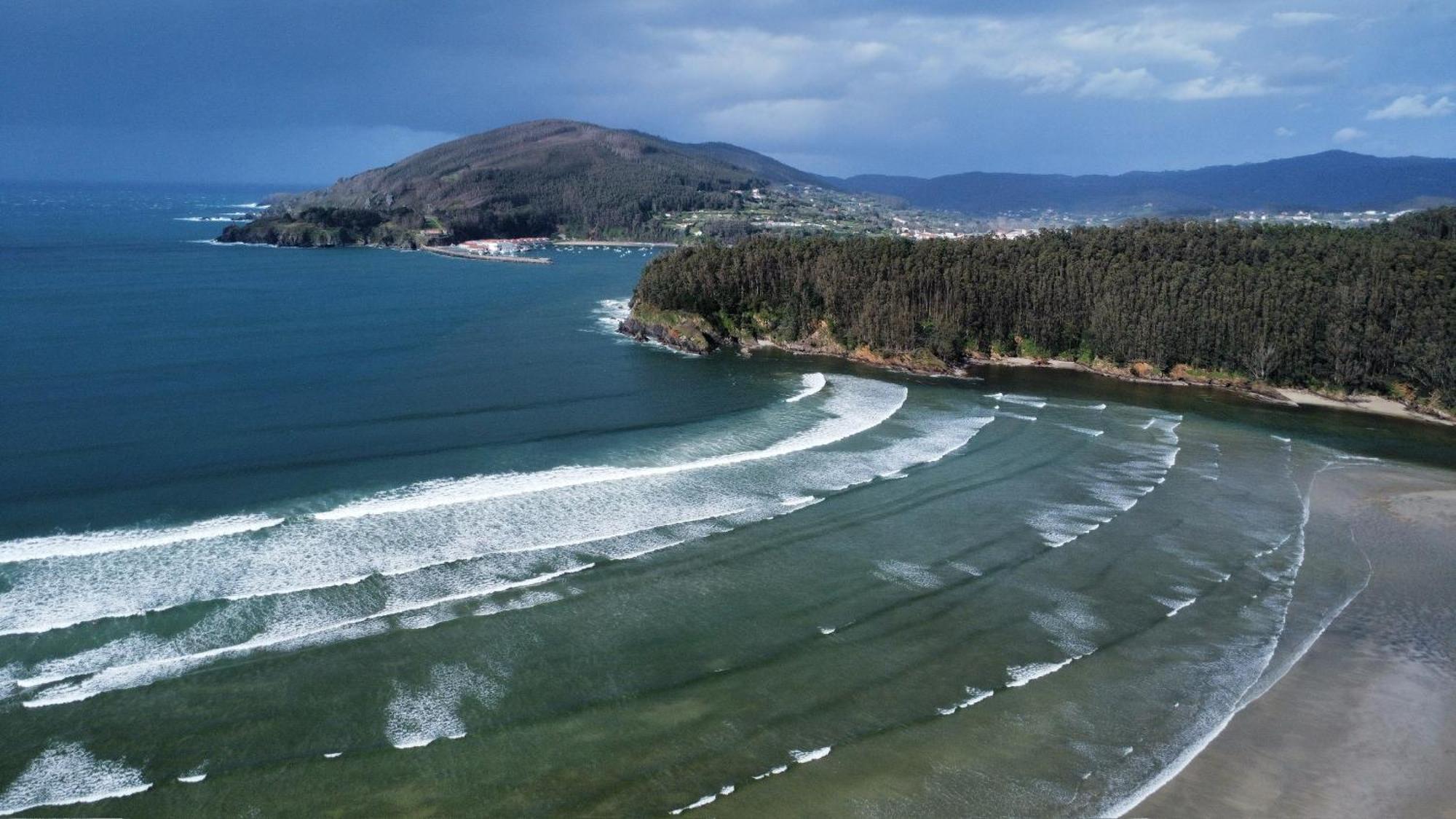 Beachfront Surf & Holiday House, Charming & Quiet Villarrube Eksteriør billede