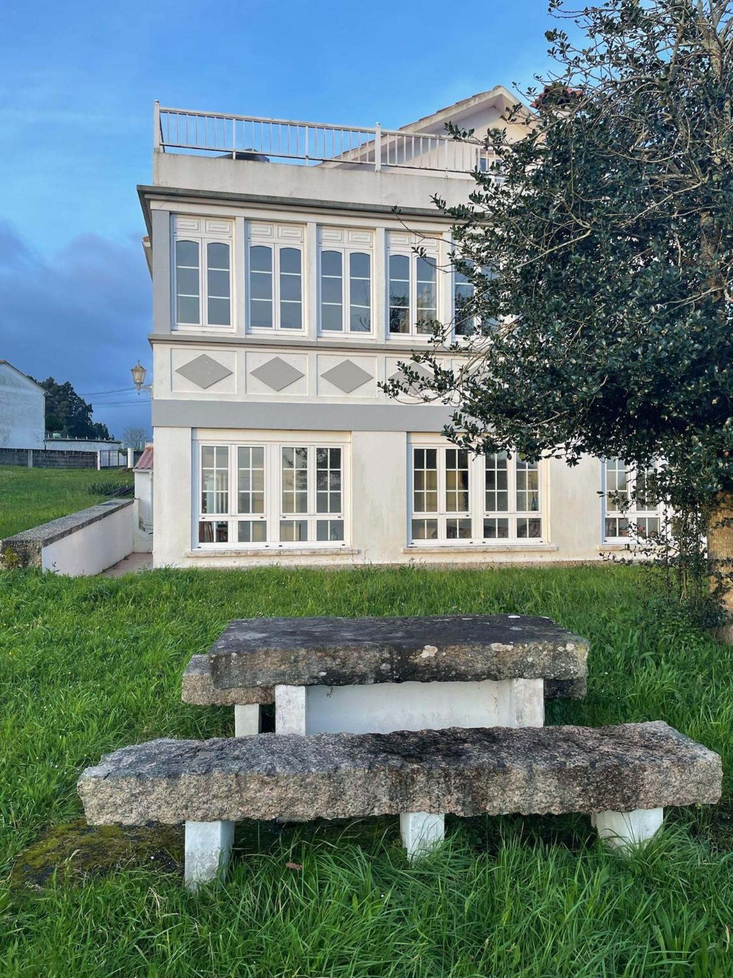 Beachfront Surf & Holiday House, Charming & Quiet Villarrube Eksteriør billede